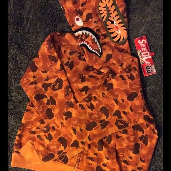 Bape - Picture 2 of 5